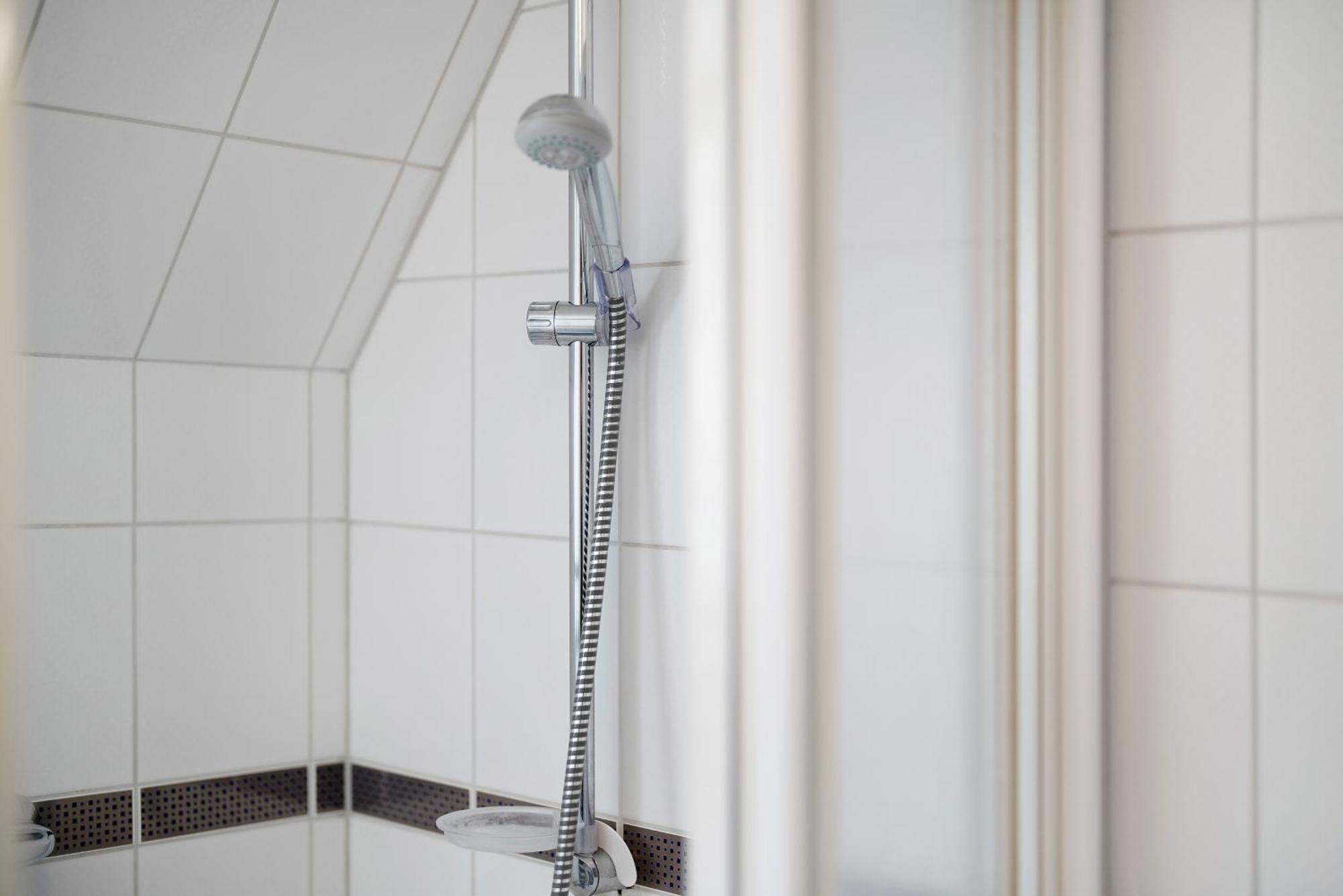 Schönwalde 2 Zimmer Wohnung, Mit Sonnenterasse מראה חיצוני תמונה