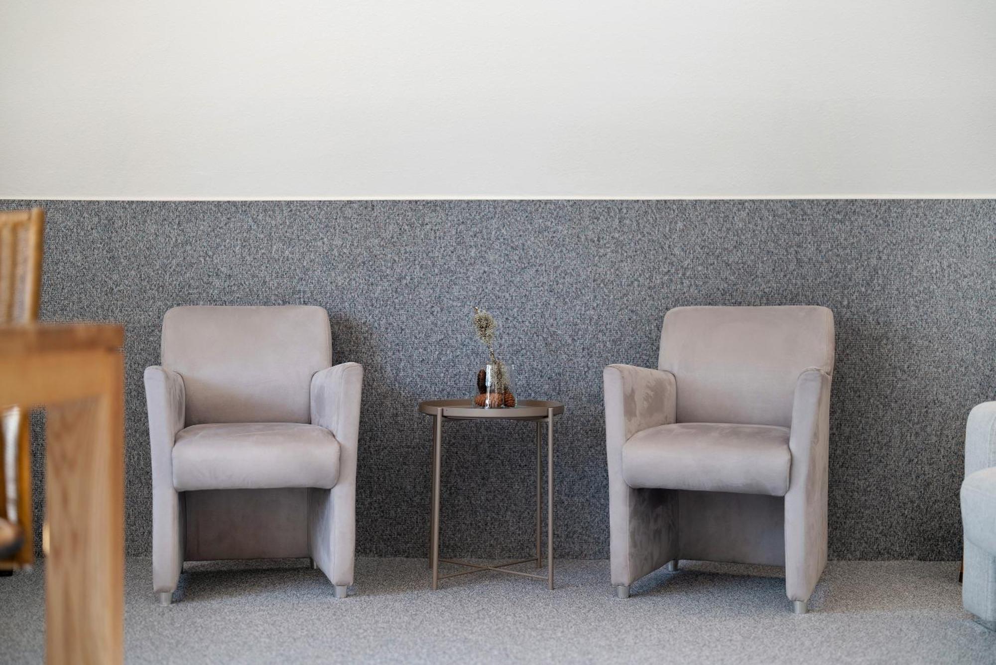 Schönwalde 2 Zimmer Wohnung, Mit Sonnenterasse מראה חיצוני תמונה